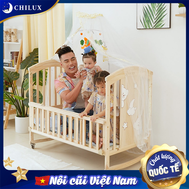 Bé Bảo Ngọc - Bảo Nhi cùng Lê Dương Bảo Lâm thử tải trọng của chiếc cũi cho bé sơ sinh Chilux tại nấc 3 Bé Bảo Ngọc - Bảo Nhi cùng Lê Dương Bảo Lâm thử tải trọng của chiếc cũi cho bé sơ sinh Chilux tại nấc 3
