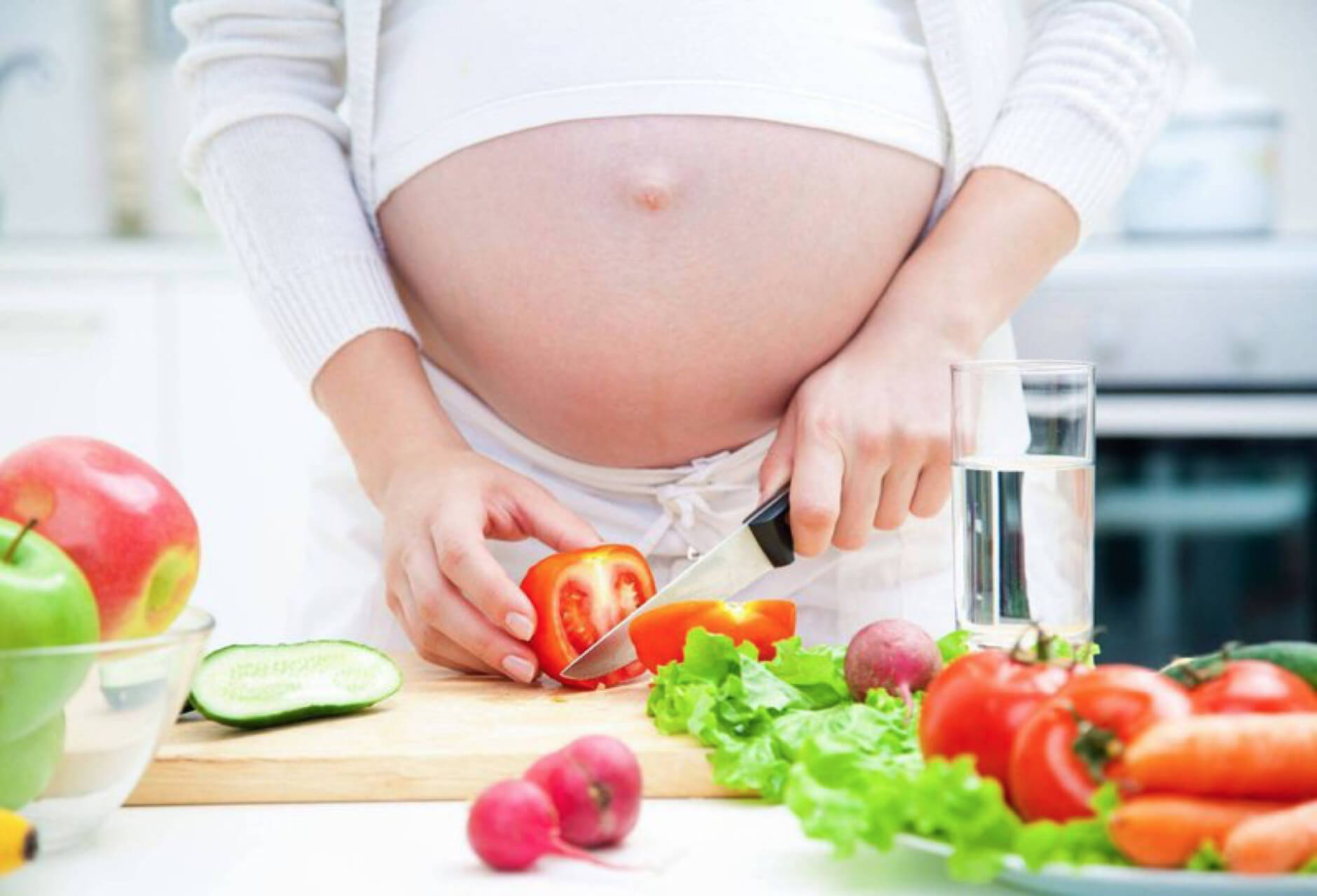 Giai đoạn cuối thai kỳ, mẹ cần tập trung đa dạng dinh dưỡng để bé chào đời khỏe mạnh