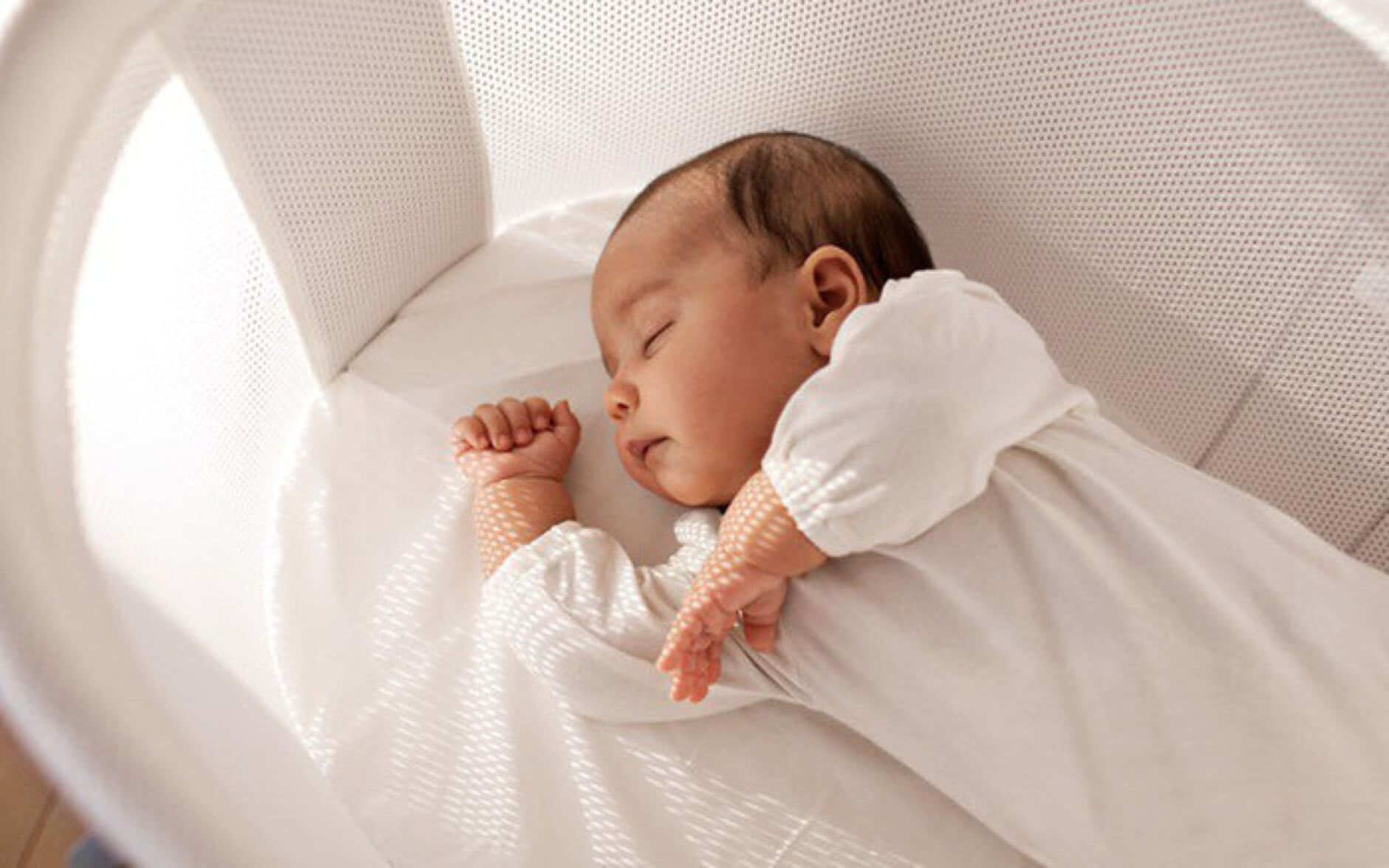 Trẻ sơ sinh ngủ nhiều có tốt không?