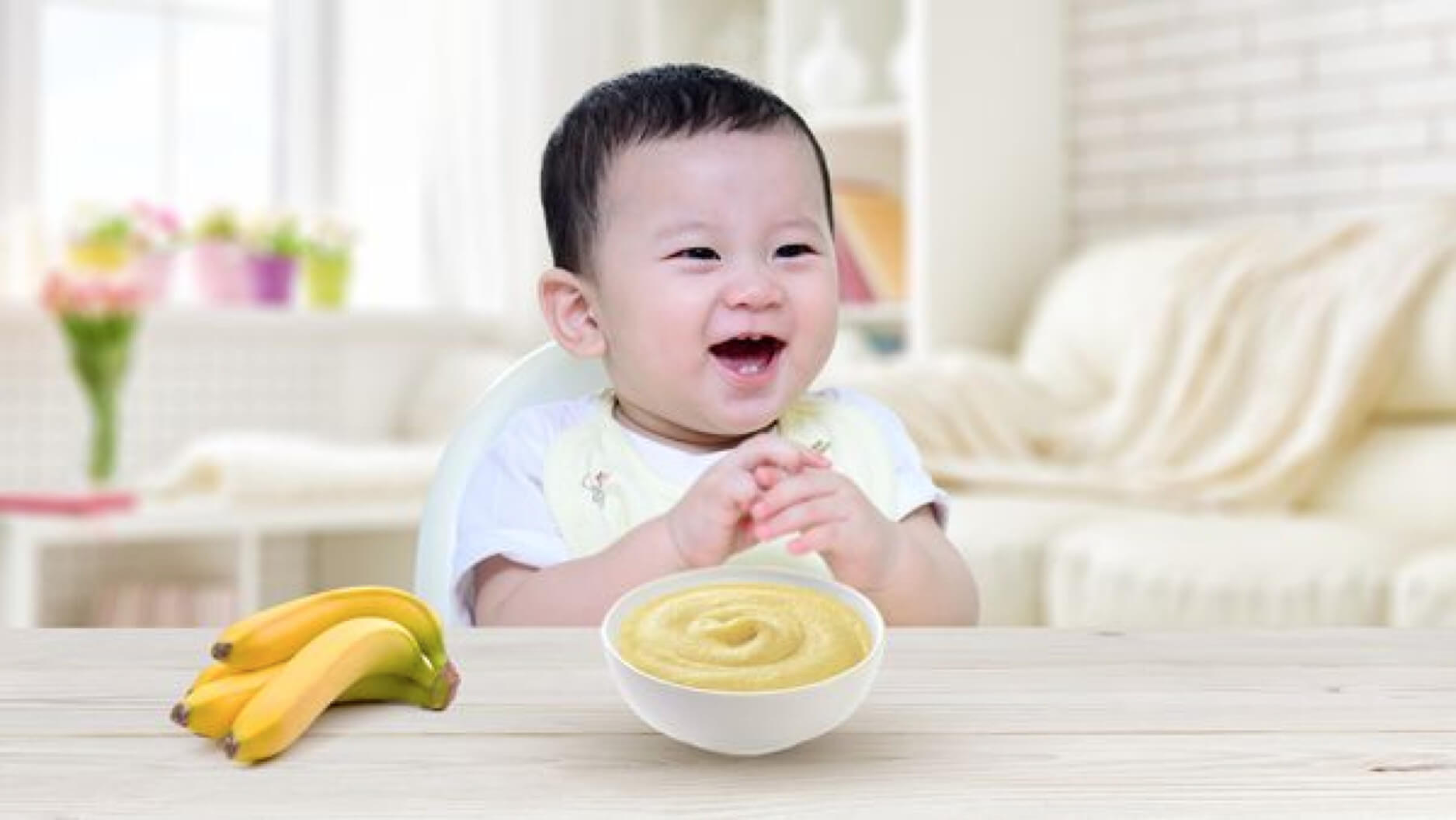 Bé 6 tháng tuổi nên áp dụng phương pháp ăn kiểu BLW