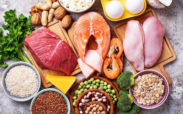 Bổ sung dưỡng chất trong khẩu phần ăn của mẹ