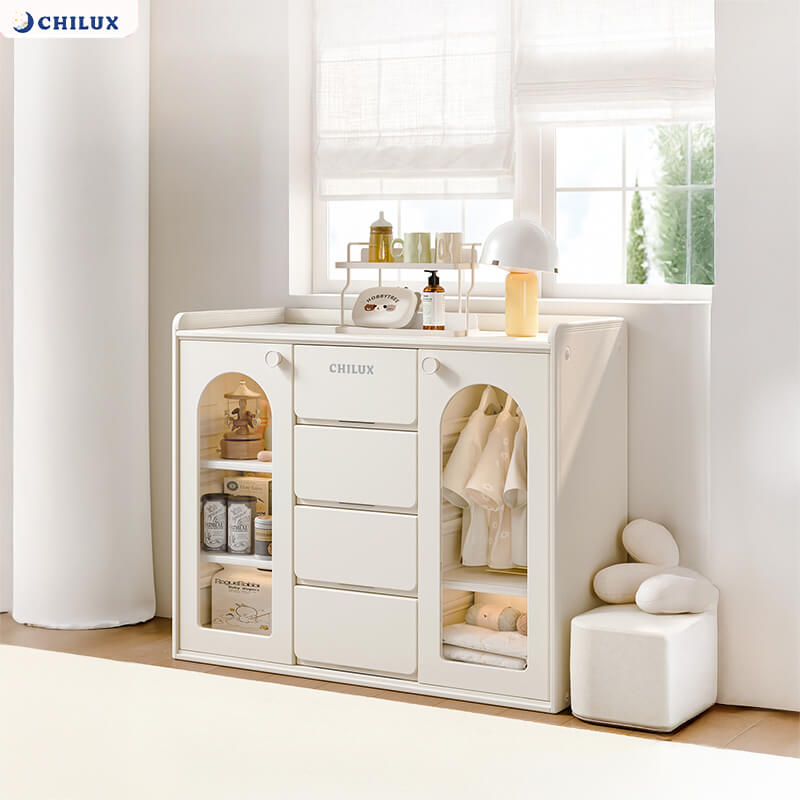 Tủ nhựa là nơi cất quần áo, đồ chơi gọn gàng