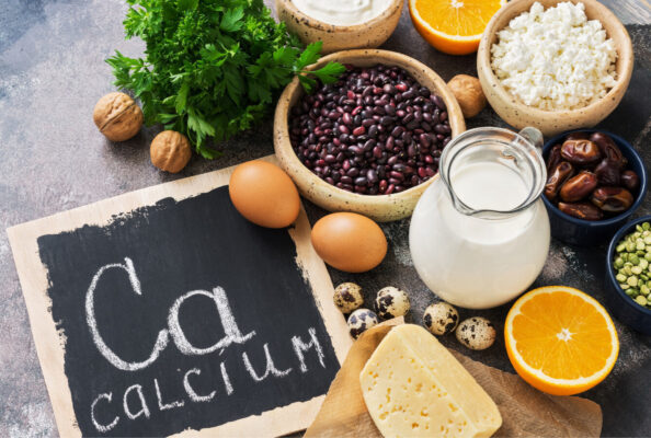 Canxi giúp hệ xương của bé phát triển ngay từ những tuần đầu