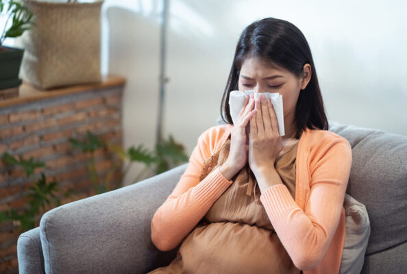 Chảy nước mũi, nghẹt mũi có phải là mẹ bầu bị cúm