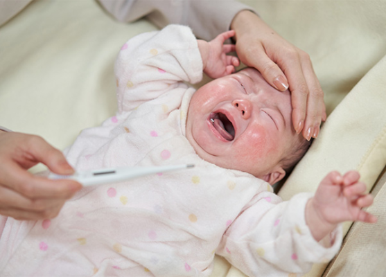 Trẻ ho và sốt cao