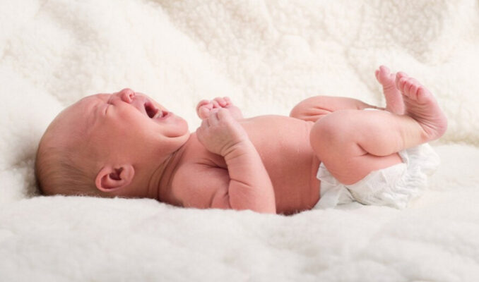 Vì sao men vi sinh có thể hỗ trợ hệ tiêu hoá của trẻ sơ sinh?