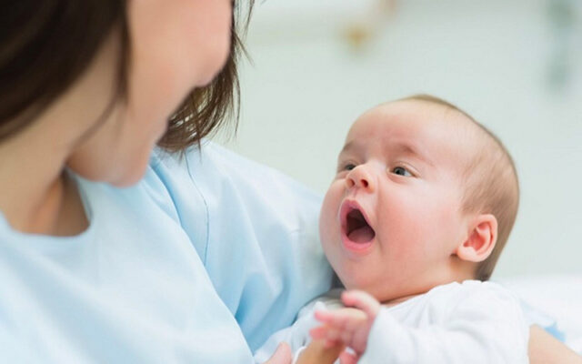 Cách cai sữa mẹ cho bé đơn giản mà hiệu quả