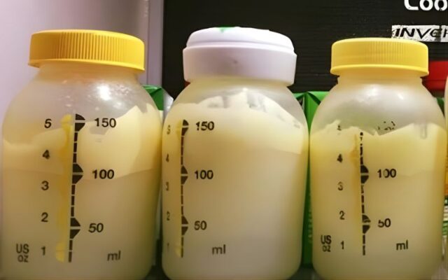 Dấu hiệu của sữa mẹ bị hỏng